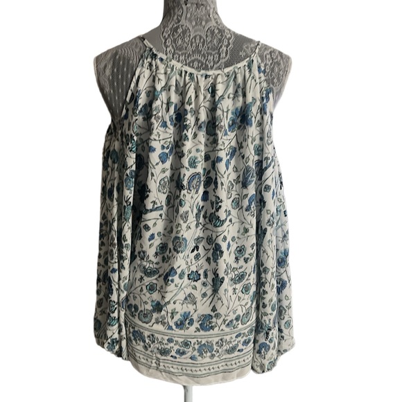 New Max Studio White Blue Floral cold shoulder Top Blouse Small long sleeve - Picture 2 of 5